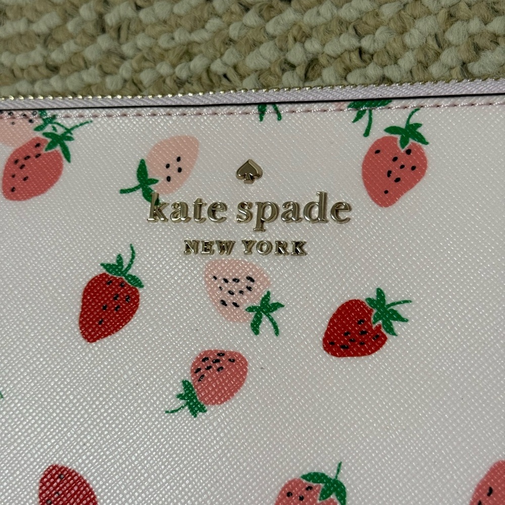 Kate Spade Pink Strawberry Laptop sleeve - Picture 3 of 5